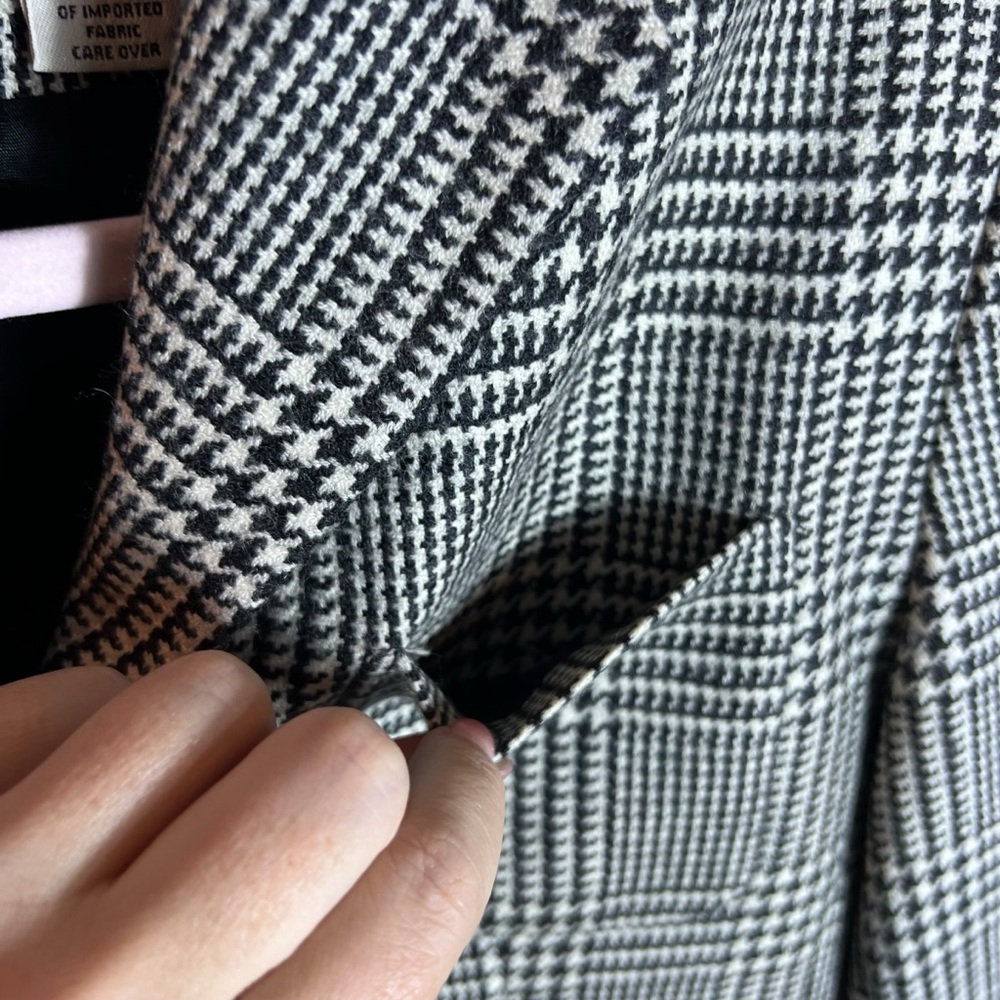 Vintage Ann Taylor Petites Houndstooth Wool Blazer, Size 8 Petite - Picture 5 of 8